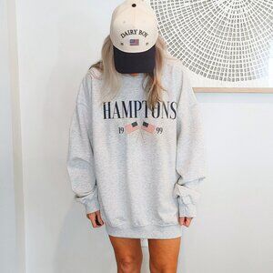 NWT Hamptons American Flag Sweatshirt